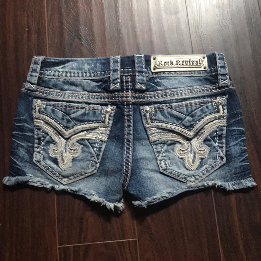 Caylin Shorts NWOT